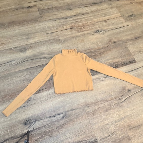 aerie Sweaters - Aerie Ribbed Turtleneck Tan Size Small